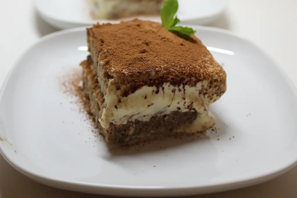 Tiramisu Medium 4 People
